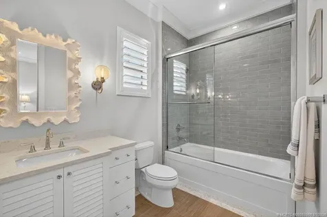 7748 SE Manhasset Place Hobe Sound FL 33455