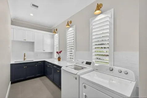 7748 SE Manhasset Place Hobe Sound FL 33455