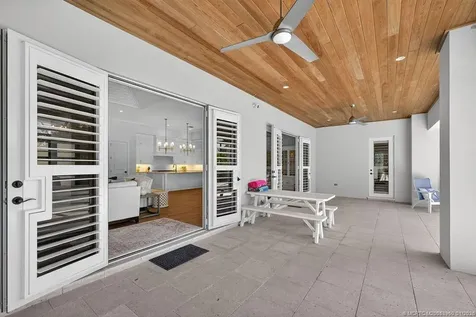 7748 SE Manhasset Place Hobe Sound FL 33455