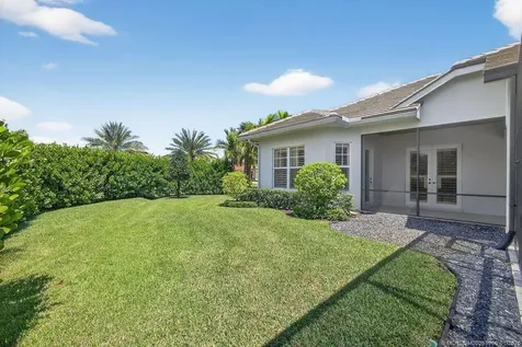 7748 SE Manhasset Place Hobe Sound FL 33455