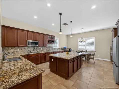 5621 SW Longspur Lane Palm City FL 34990