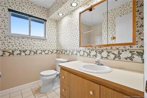 3905 Flag Drive Palm Beach Gardens FL 33410