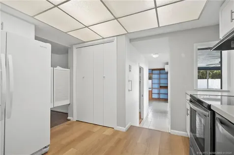 3905 Flag Drive Palm Beach Gardens FL 33410