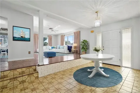 3905 Flag Drive Palm Beach Gardens FL 33410