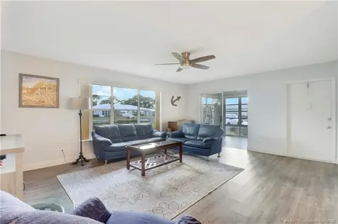 211 Manatee Lane Fort Pierce FL 34982