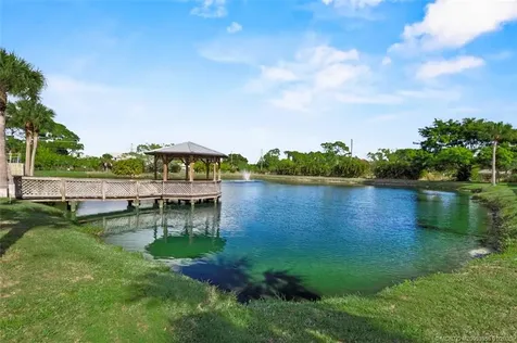 142 SE Village Drive Port St Lucie FL 34952