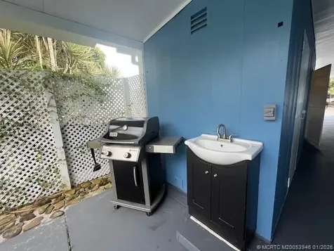 6197 S Joshua Lane Lantana FL 33462