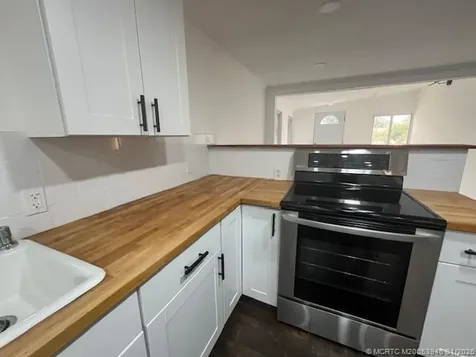 6197 S Joshua Lane Lantana FL 33462