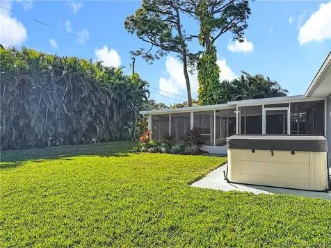 274 NE Glentry Avenue Port St Lucie FL 34983