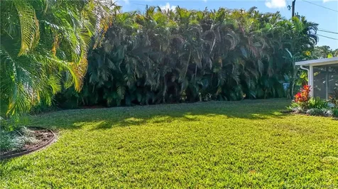 274 NE Glentry Avenue Port St Lucie FL 34983