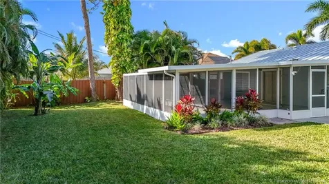 274 NE Glentry Avenue Port St Lucie FL 34983