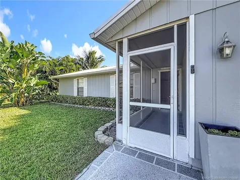 274 NE Glentry Avenue Port St Lucie FL 34983