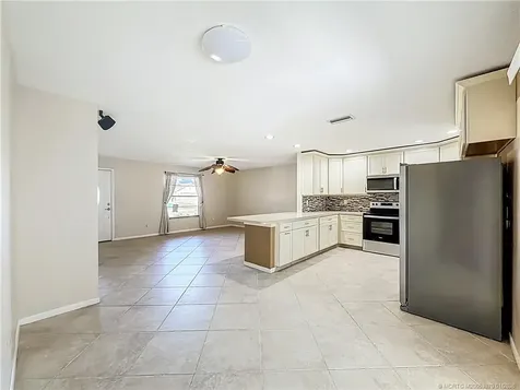 274 NE Glentry Avenue Port St Lucie FL 34983