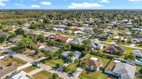 274 NE Glentry Avenue Port St Lucie FL 34983