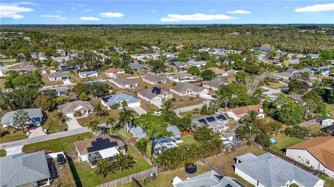 274 NE Glentry Avenue Port St Lucie FL 34983