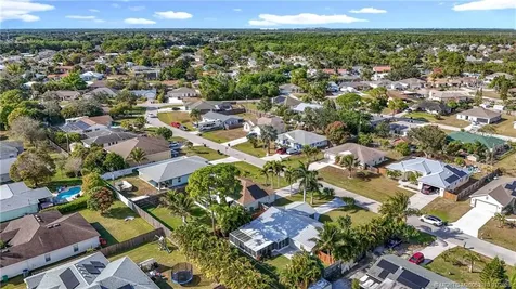 274 NE Glentry Avenue Port St Lucie FL 34983