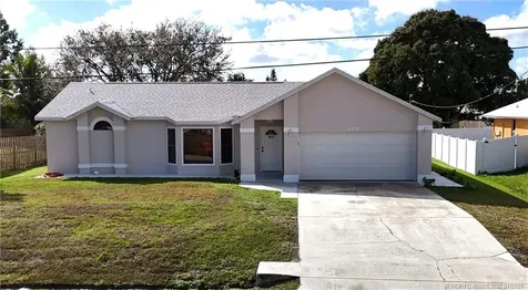 608 SE Dean Terrace Port St Lucie FL 34984
