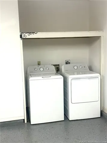 608 SE Dean Terrace Port St Lucie FL 34984