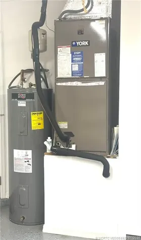 608 SE Dean Terrace Port St Lucie FL 34984