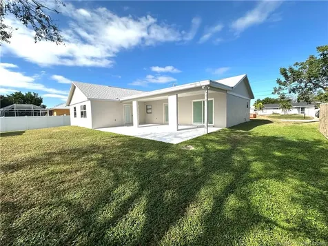 608 SE Dean Terrace Port St Lucie FL 34984