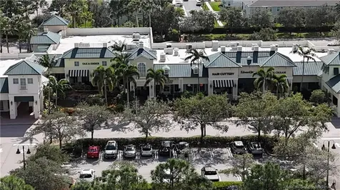 608 SE Dean Terrace Port St Lucie FL 34984