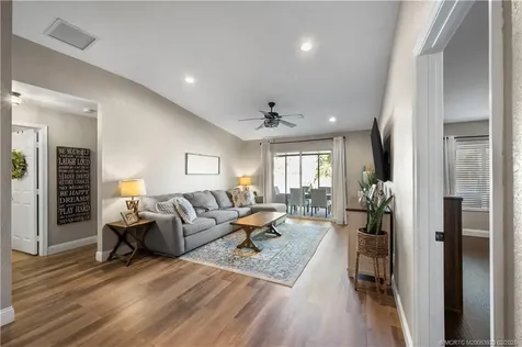 1911 SW Jamesport Drive Port St Lucie FL 34953