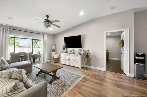 1911 SW Jamesport Drive Port St Lucie FL 34953