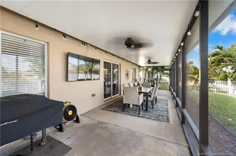 1911 SW Jamesport Drive Port St Lucie FL 34953