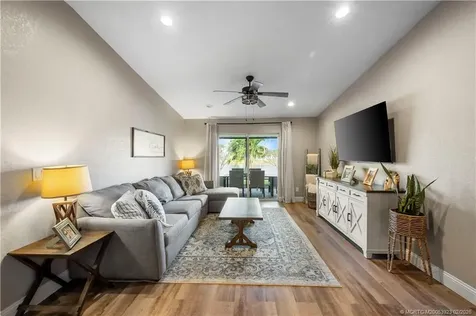 1911 SW Jamesport Drive Port St Lucie FL 34953