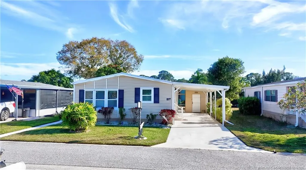 551 Barb Ann Lane Port St Lucie FL 34952