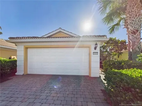 5315 NW Dominica Street Vero Beach FL 32967
