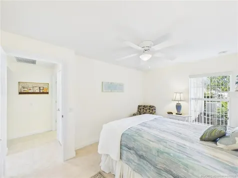 5315 NW Dominica Street Vero Beach FL 32967