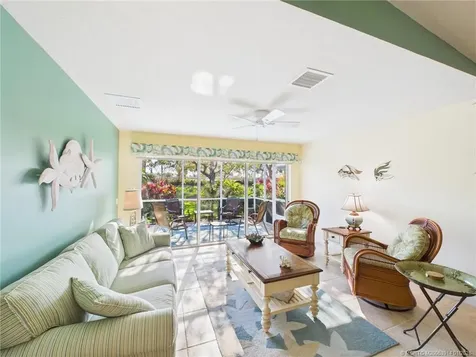 5315 NW Dominica Street Vero Beach FL 32967