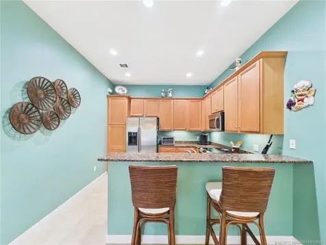 5315 NW Dominica Street Vero Beach FL 32967