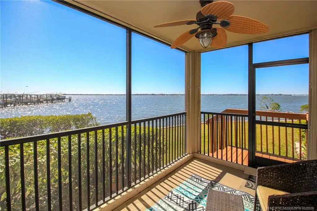 4490 NE Sandpebble Trace Stuart FL 34996