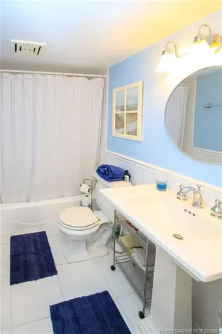 4490 NE Sandpebble Trace Stuart FL 34996