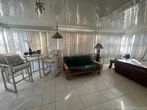 6221 S Ironwood Lane Lantana FL 33462