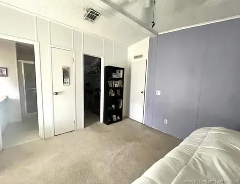 6221 S Ironwood Lane Lantana FL 33462