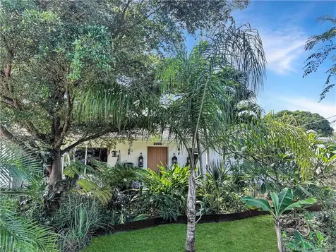 1092 SE Madison Avenue Stuart FL 34996