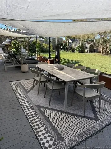 1092 SE Madison Avenue Stuart FL 34996