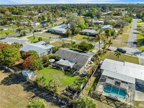 1092 SE Madison Avenue Stuart FL 34996