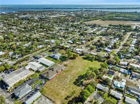 1092 SE Madison Avenue Stuart FL 34996