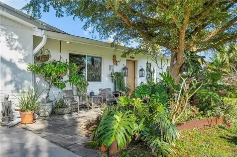 1092 SE Madison Avenue Stuart FL 34996