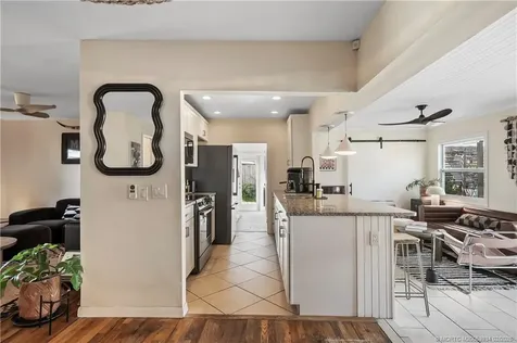 1092 SE Madison Avenue Stuart FL 34996