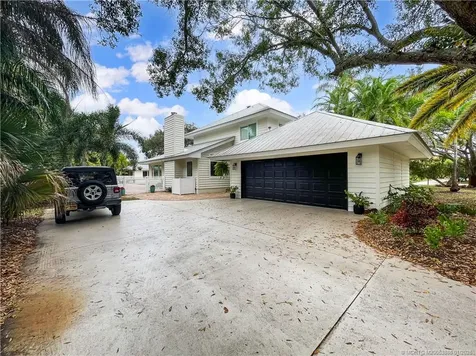 2521 SW Racquet Club Drive Palm City FL 34990