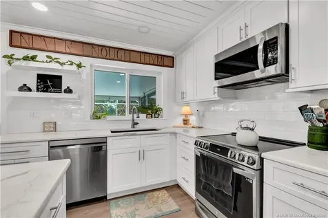 649 SE Calmoso Drive Port St Lucie FL 34983