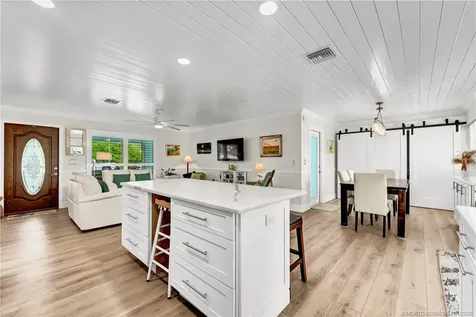 649 SE Calmoso Drive Port St Lucie FL 34983