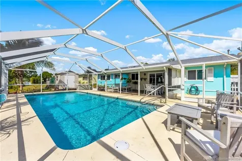 649 SE Calmoso Drive Port St Lucie FL 34983