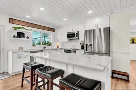 649 SE Calmoso Drive Port St Lucie FL 34983