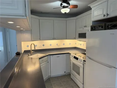 2600 SE Ocean Boulevard Stuart FL 34996